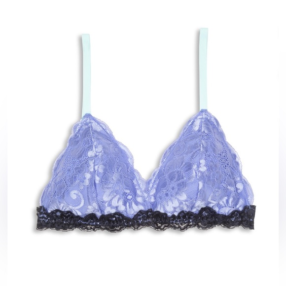 Juniors' Color Pop Triangle
Lace Bralette - Picture 3 of 6